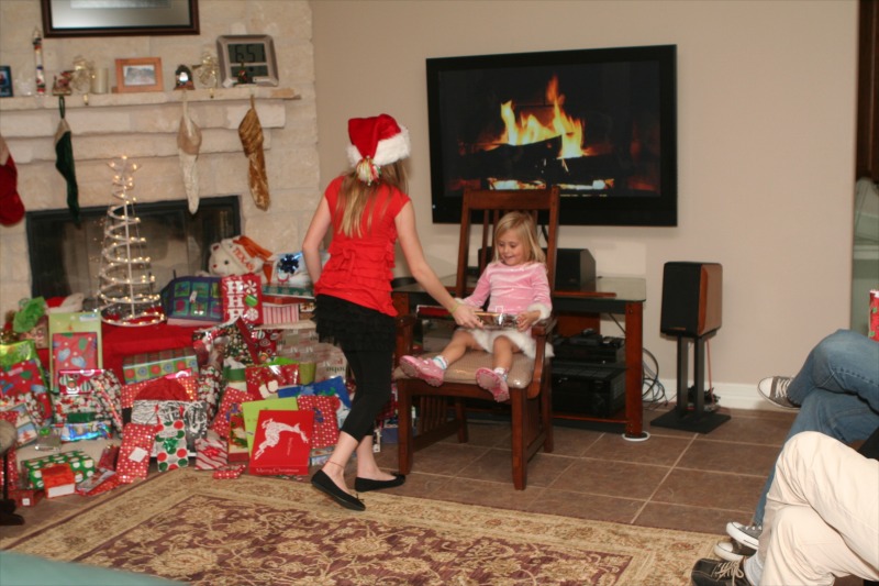 2012-12-24 027 Christmas Eve at T&S.jpg